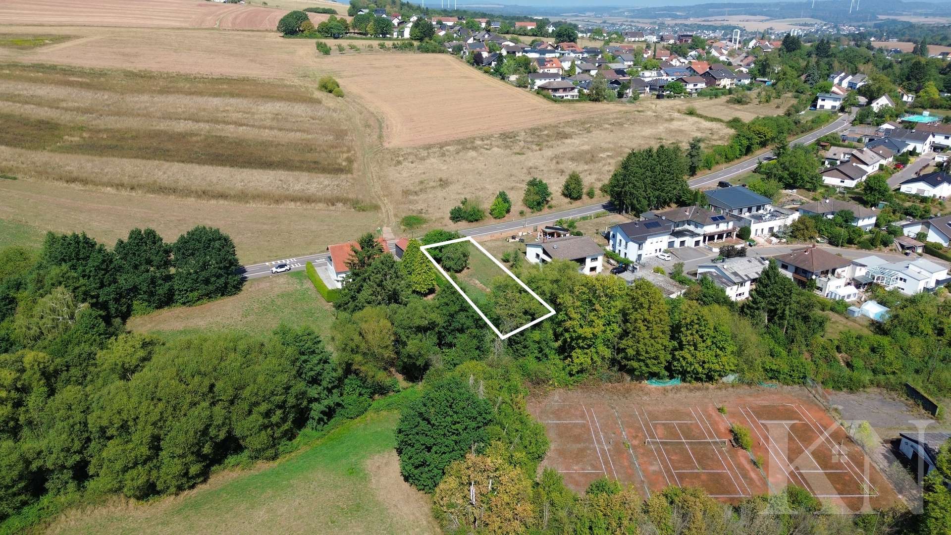 Grundstück